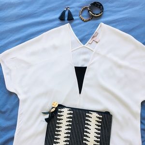 ⬇️5 for $7! F21 Contemporary Cutout Dolman Top